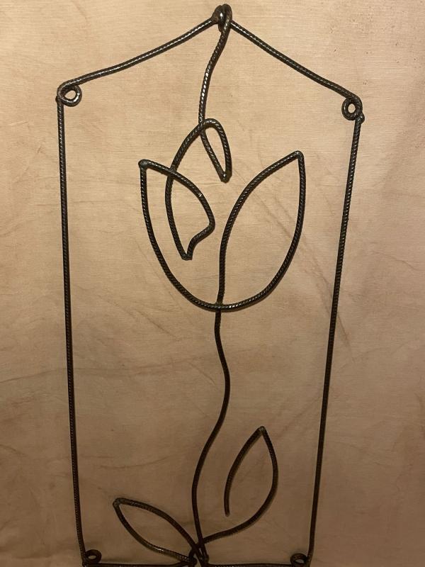 ONE LINE TULIP